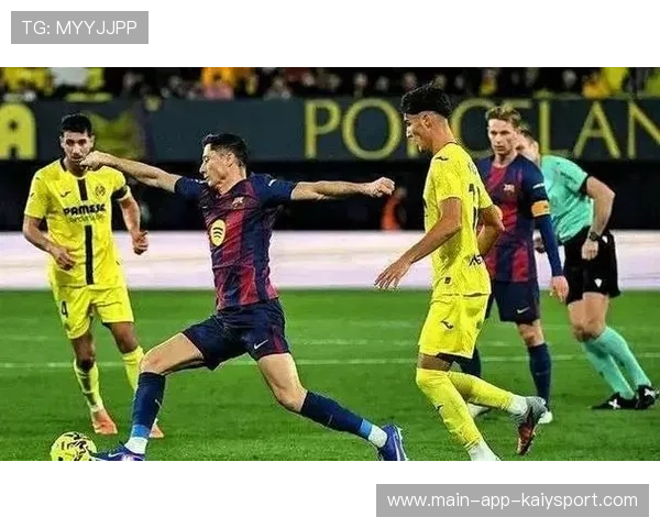 巴萨红牌成本：少打一人牵连整场战局