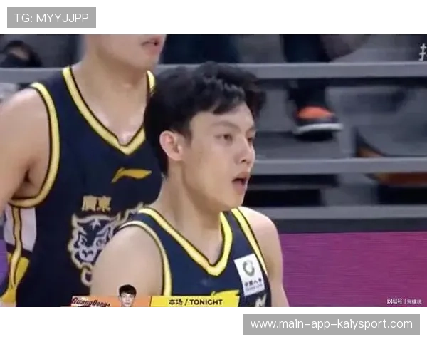 徐杰空砍29分,广东92-105不敌对手焦泊乔11分张文逸25分表现出色,徐杰比赛视频 徐杰空砍29分,广东92-105不敌对手焦泊乔11分张文逸25分表现出色,徐杰比赛视频