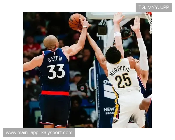 鹈鹕队攻势猛烈，季后赛拼争正酣，鹈鹕队最好成绩